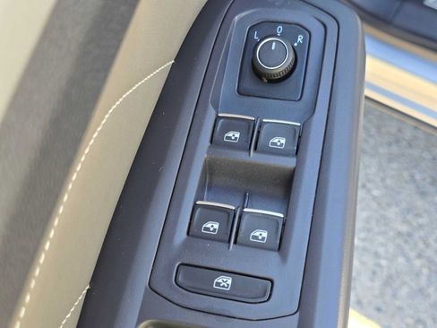 Used 2021 Volkswagen Atlas SE w/ Panoramic Sunroof Package AWD/4WD image 22
