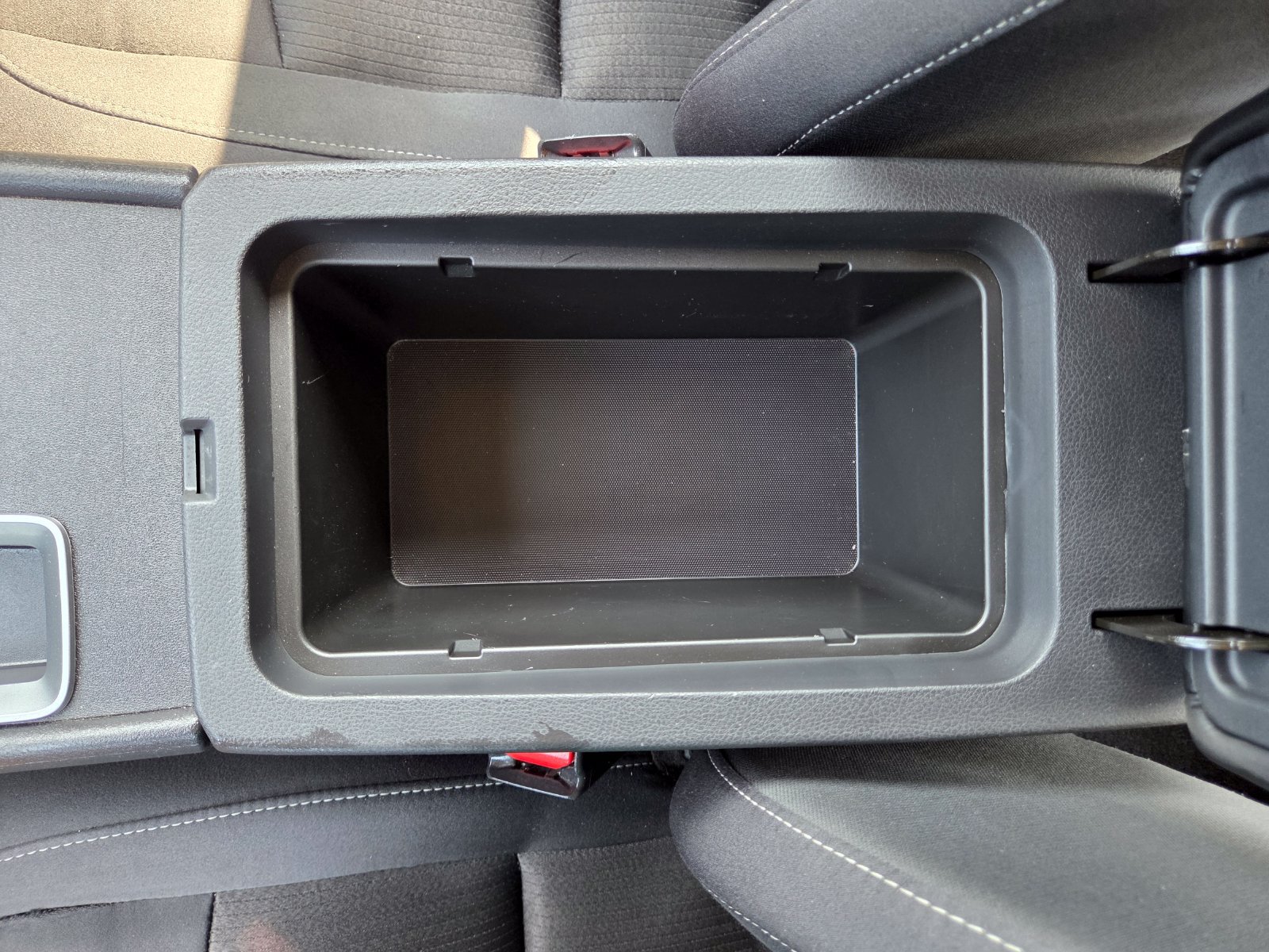 Used 2025 Nissan Altima 2.5 SV FWD image 31