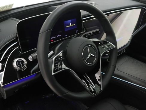 New 2025 Mercedes-Benz E 350 4MATIC Sedan image 17
