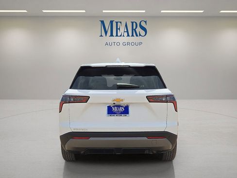 Used 2026 Chevrolet Equinox LT image 4