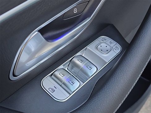 New 2025 Mercedes-Benz GLE 350 4MATIC image 17