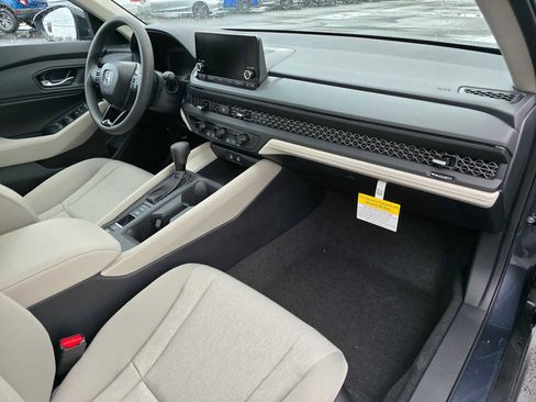 New 2025 Honda Accord SE image 12
