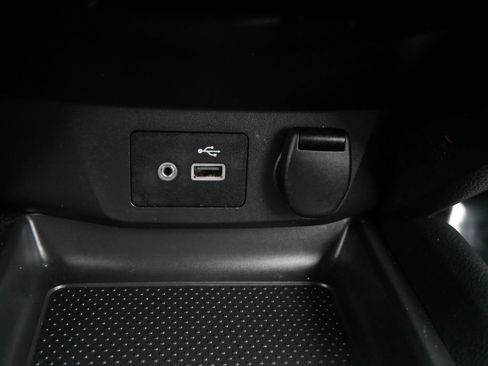 Used 2020 Nissan Rogue SV image 20