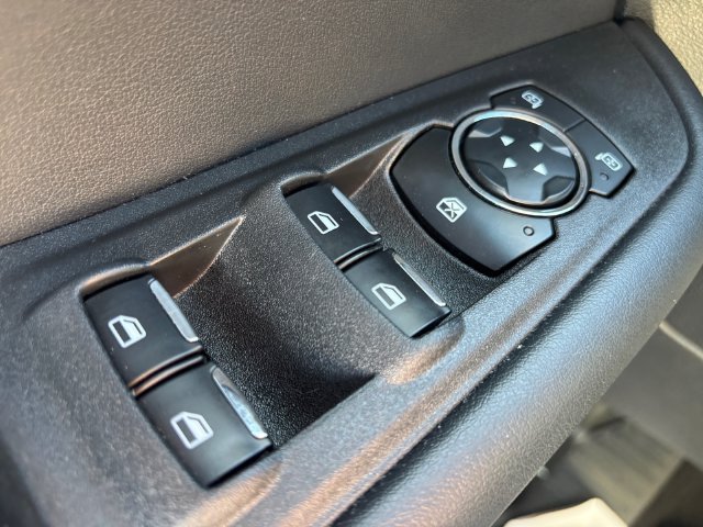 Used 2024 Ford Edge SEL AWD/4WD image 16