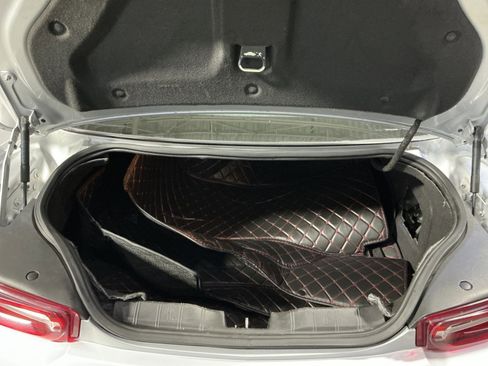 Used 2019 Chevrolet Camaro LT image 32