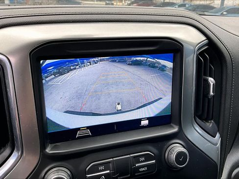 Used 2022 Chevrolet Silverado 2500 LT w/ Convenience Package image 27