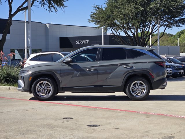 Used 2026 Hyundai Tucson SE FWD image 4