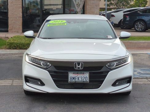 Used 2019 Honda Accord Sport image 2
