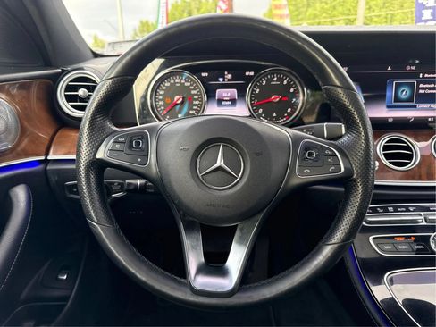 Used 2018 Mercedes-Benz E 300 4MATIC w/ Premium 1 Package image 23