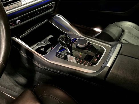 Used 2021 BMW X6 xDrive40i w/ M Sport Package image 15