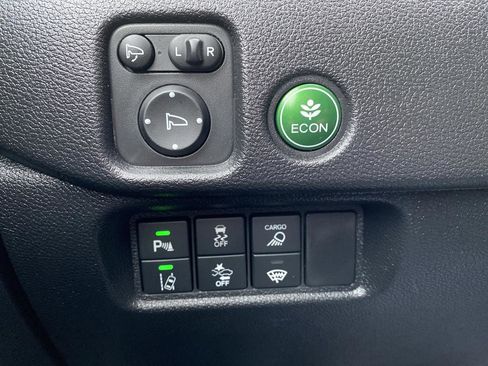 Used 2025 Honda Ridgeline TrailSport image 31