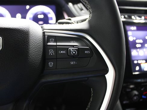 Used 2023 Jeep Grand Cherokee L Laredo AWD/4WD image 42