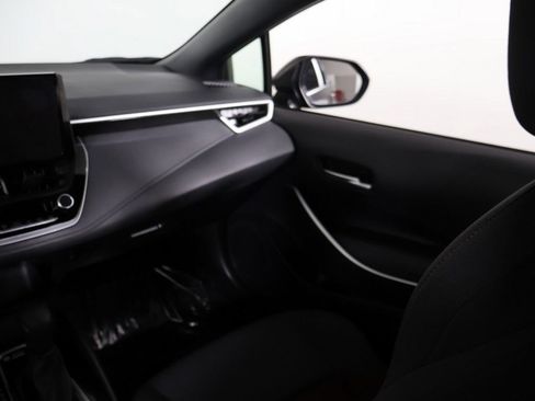 Used 2025 Toyota Corolla SE FWD image 32