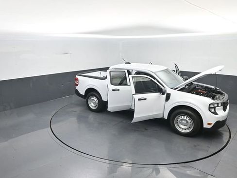 New 2026 Ford Maverick XL w/ Equipment Group 101A AWD/4WD image 39