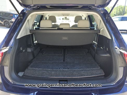 Used 2022 Volkswagen Tiguan SE FWD image 6
