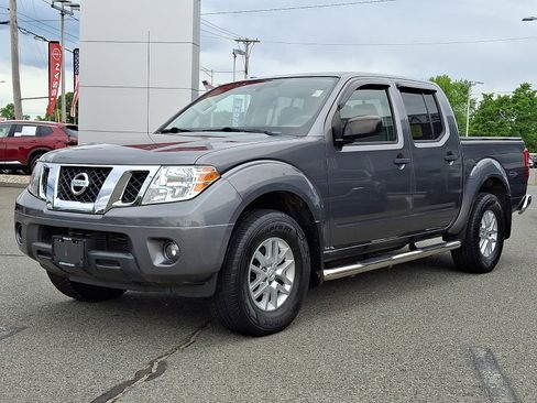 Certified 2019 Nissan Frontier SV w/ Value Truck Package AWD/4WD image 3