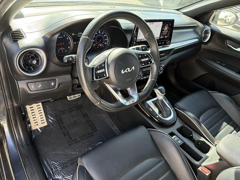 Used 2024 Kia Forte GT-Line w/ GT-Line Premium Package FWD image 9