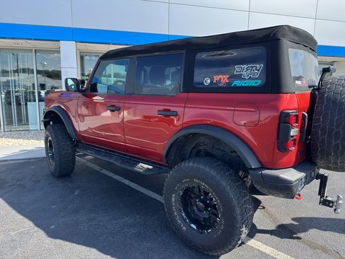 Used 2024 Ford Bronco Black Diamond AWD/4WD image 5