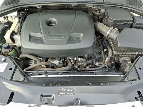 Used 2016 Volvo XC70 T5 Platinum w/ Climate Package image 27