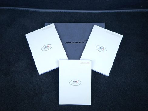 Used 2015 McLaren 650S Spider image 15