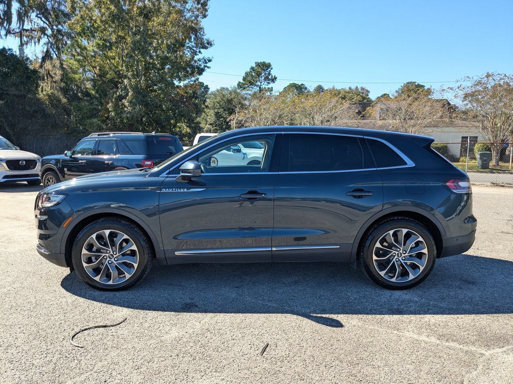 Used 2022 Lincoln Nautilus Reserve w/ Equipment Group 201A AWD/4WD image 7