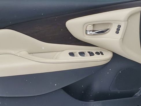 Used 2020 Nissan Murano Platinum image 25