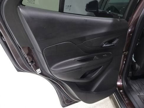 Used 2018 Buick Encore Essence AWD/4WD image 19