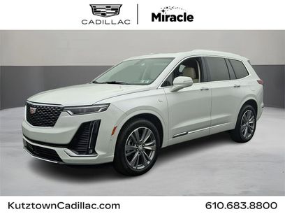 New 2025 Cadillac XT6 Premium Luxury