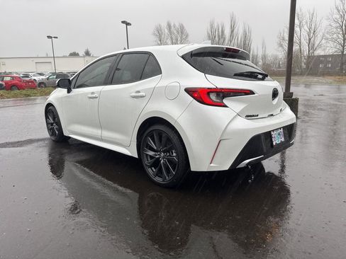 Used 2023 Toyota Corolla XSE image 5