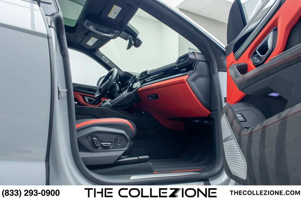 Used 2024 Lamborghini Urus S AWD/4WD image 95