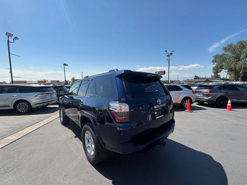 Used 2019 Toyota 4Runner SR5 Premium image 10