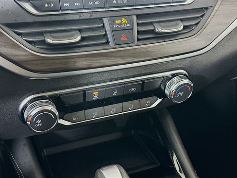 Used 2023 Nissan Altima 2.5 SV image 22