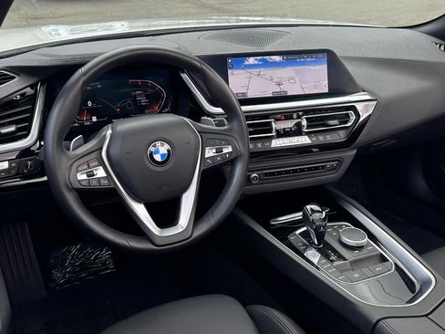 Used 2019 BMW Z4 sDrive30i w/ Driving Assistance Package RWD image 2