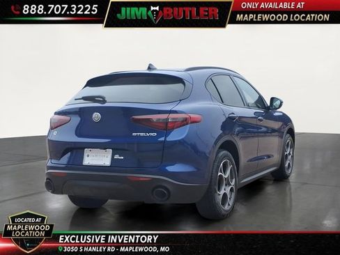Used 2023 Alfa Romeo Stelvio Sprint image 4