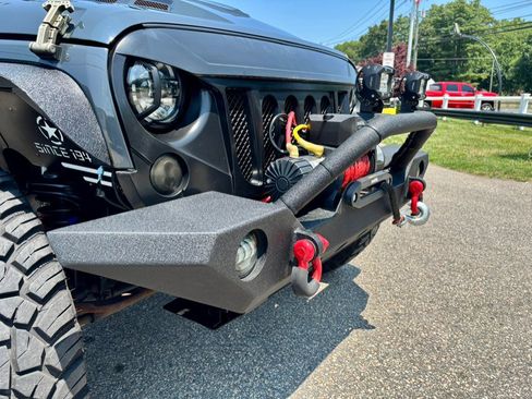 Used 2017 Jeep Wrangler Sport AWD/4WD image 28