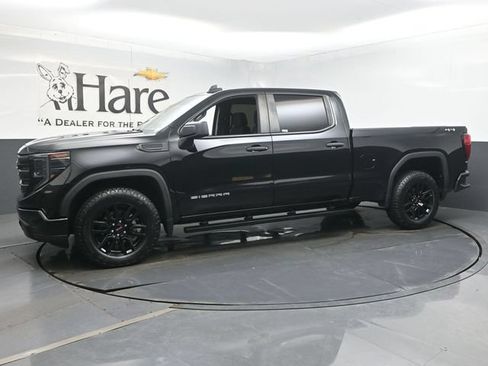 Used 2023 GMC Sierra 1500 Pro w/ Graphite Edition AWD/4WD image 32