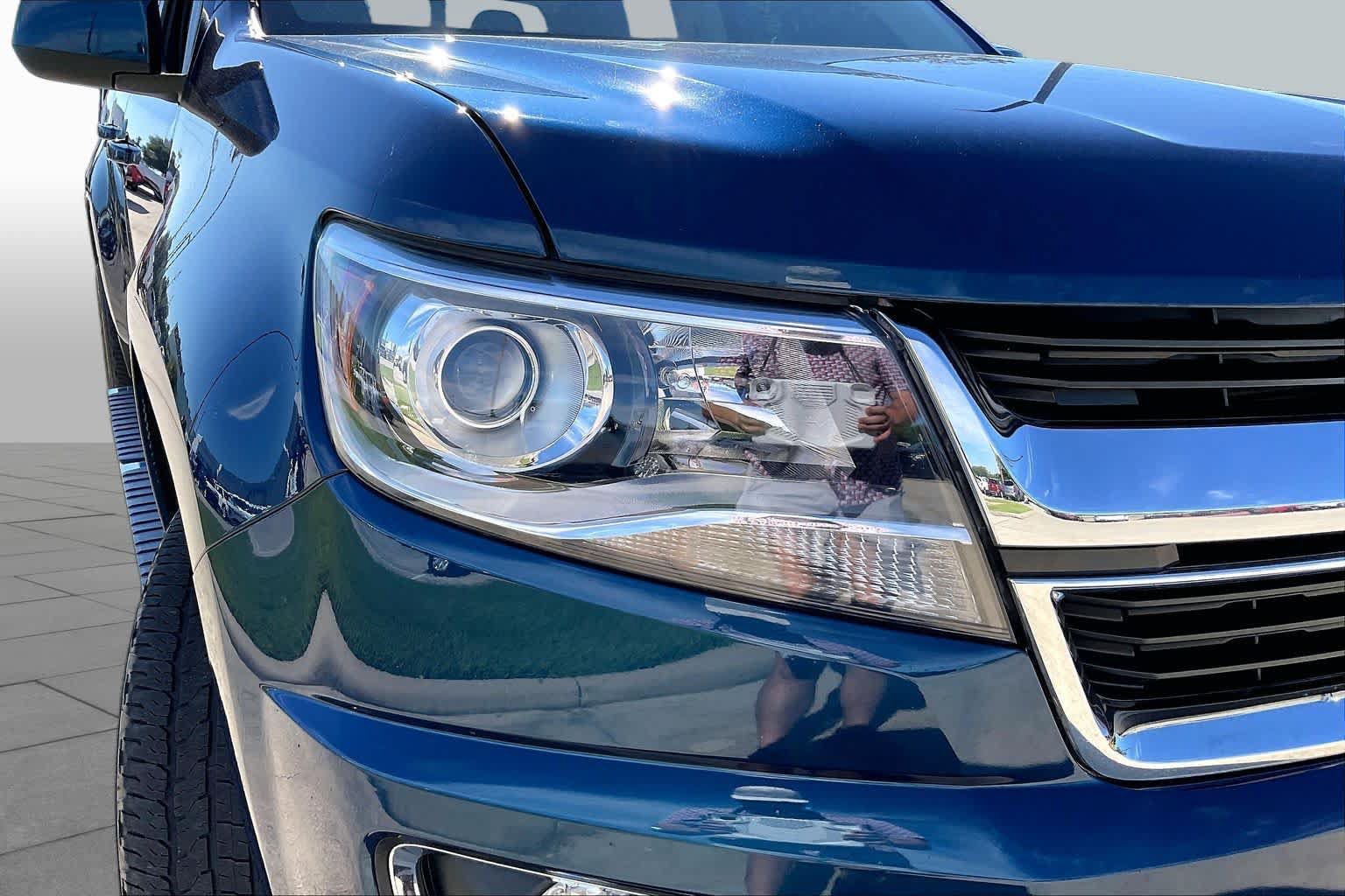 Used 2020 Chevrolet Colorado LT w/ Luxury Package RWD image 26