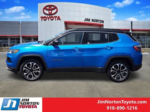 Used 2024 Jeep Compass Limited AWD/4WD image 4