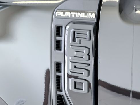 Certified 2025 Ford F350 Platinum AWD/4WD image 27