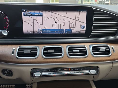Used 2024 Mercedes-Benz GLS 450 4MATIC w/ AMG Line Exterior image 25