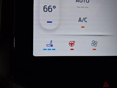 Used 2023 Ford Expedition Limited image 15