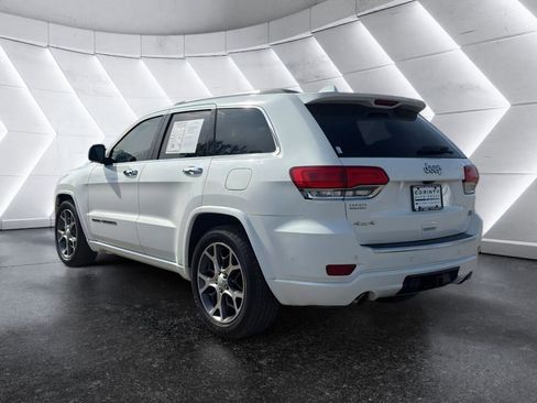 Used 2020 Jeep Grand Cherokee Overland AWD/4WD image 5