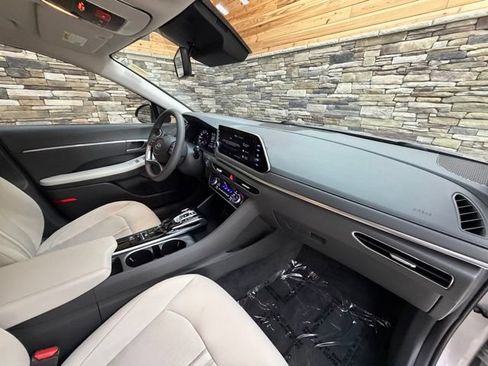 Used 2023 Hyundai Sonata SEL FWD image 15