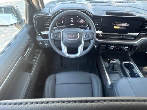 New 2026 GMC Sierra 1500 SLT AWD/4WD image 17