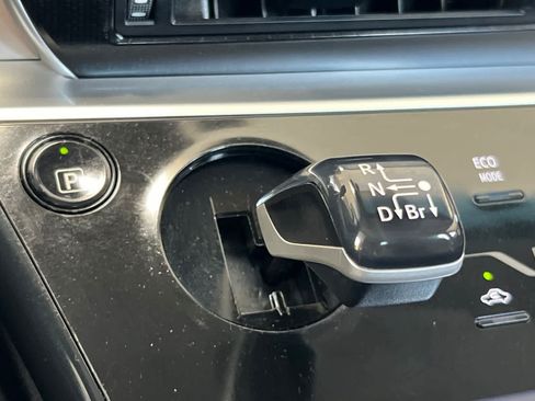 Used 2020 Toyota Mirai FWD image 23