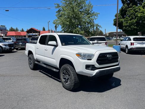 Used 2019 Toyota Tacoma SR w/ SR Convenience Package RWD image 7