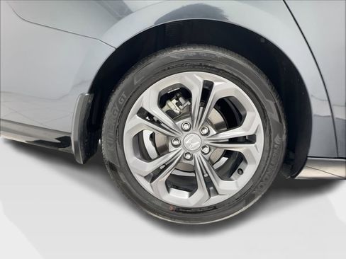 Used 2024 Honda Accord EX-L image 16