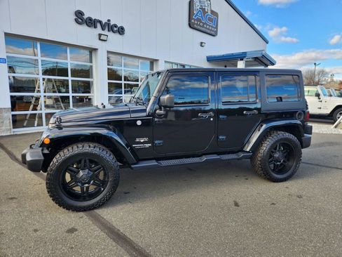 Used 2018 Jeep Wrangler Unlimited Sahara image 7