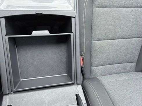 Certified 2025 GMC Acadia Elevation FWD image 35