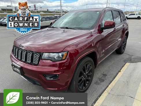 Used 2019 Jeep Grand Cherokee Altitude image 1